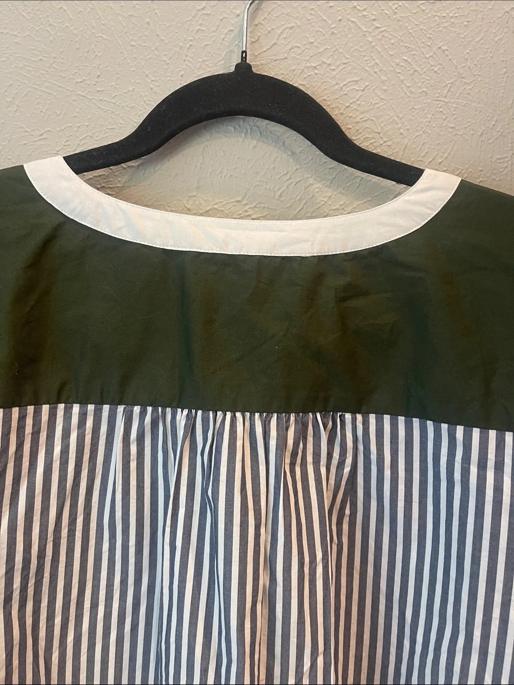 LOFT Grey Stripe Split-Neck top with Olive Yoke. Women’s size large.